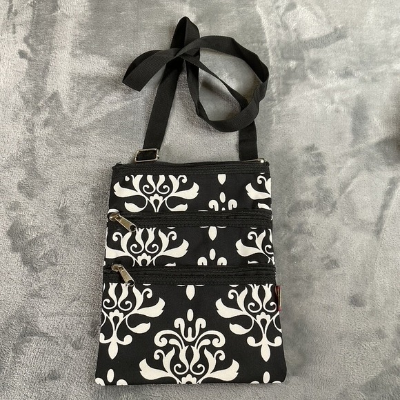 N Gil Handbags - NGil Crossbody Bag Black White Messenger Hipster Adjustable 3 Zip Pockets New